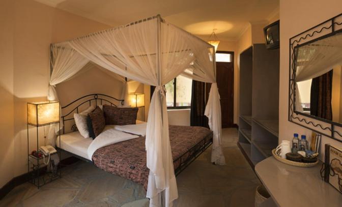 Ahadi Lodge Аруша Екстериор снимка