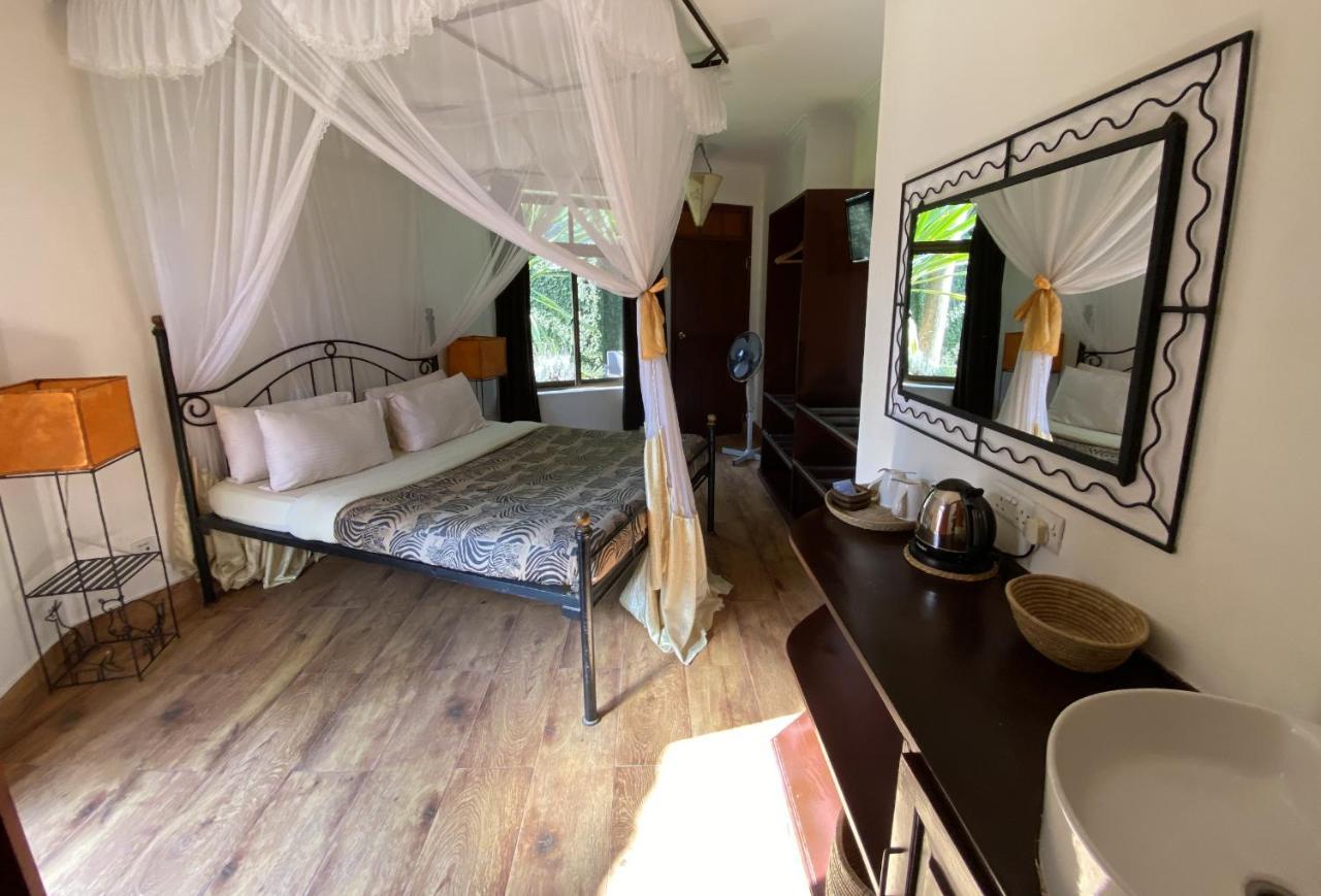 Ahadi Lodge Аруша Екстериор снимка