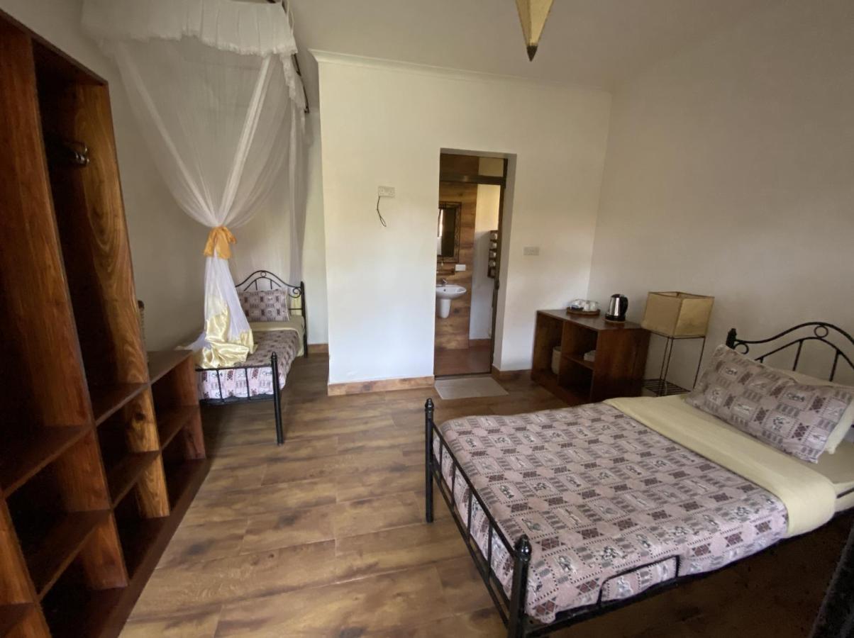 Ahadi Lodge Аруша Екстериор снимка