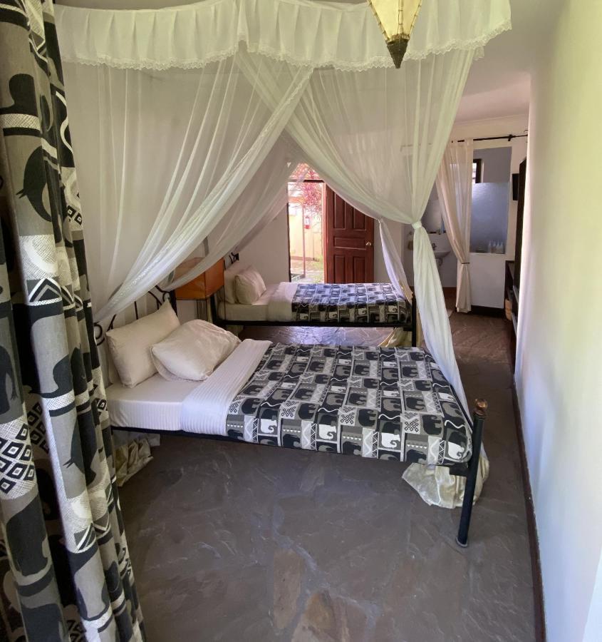 Ahadi Lodge Аруша Екстериор снимка