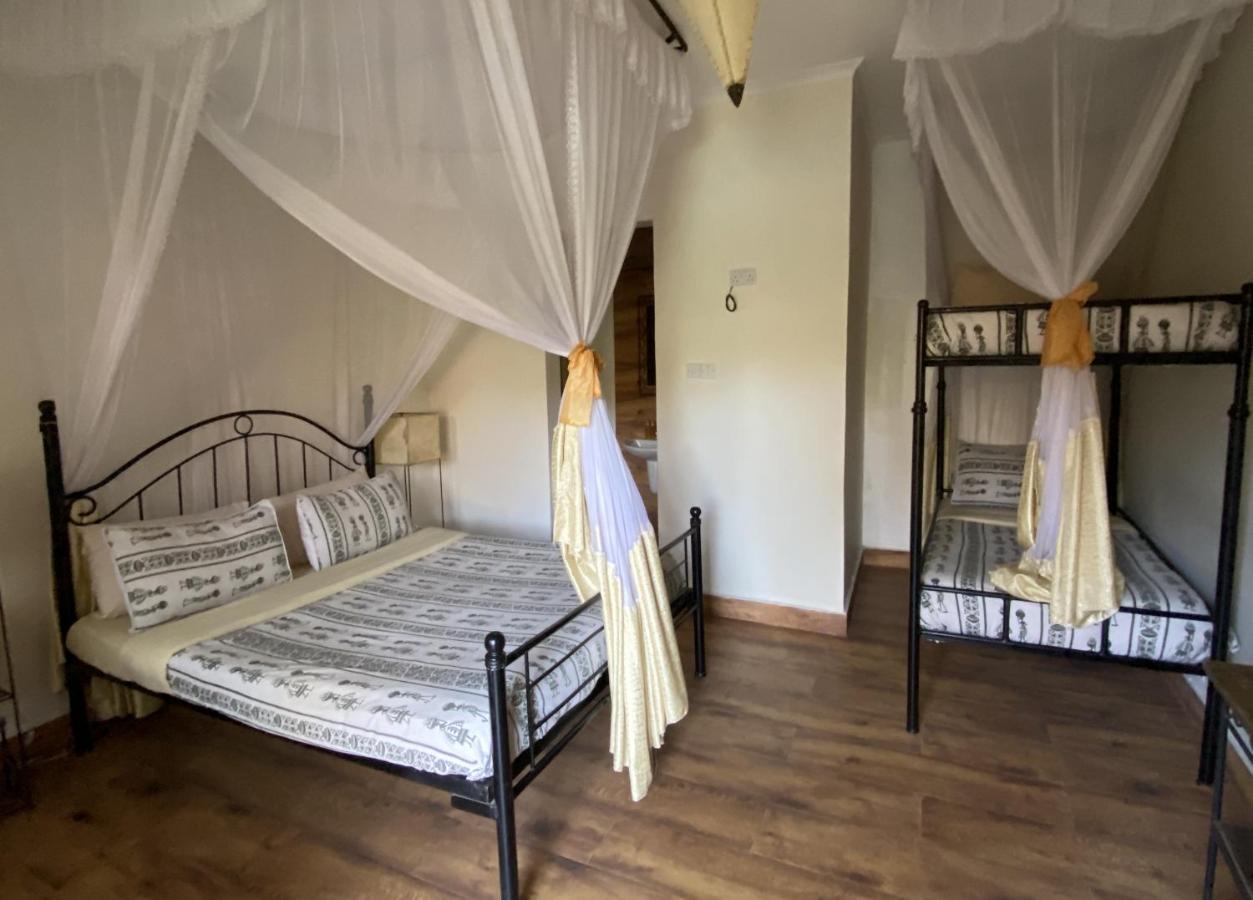 Ahadi Lodge Аруша Екстериор снимка